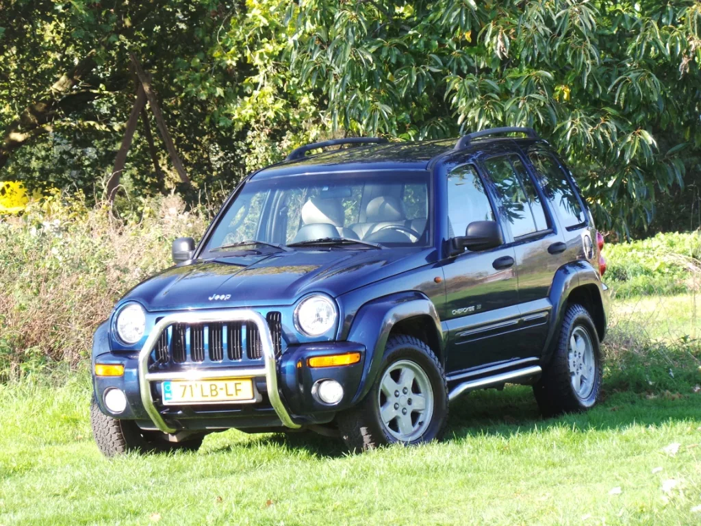 Jeep Cherokee (2002) — foto 1