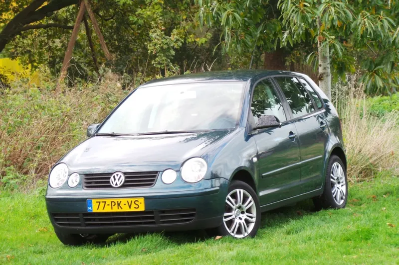 Volkswagen Polo (2004)