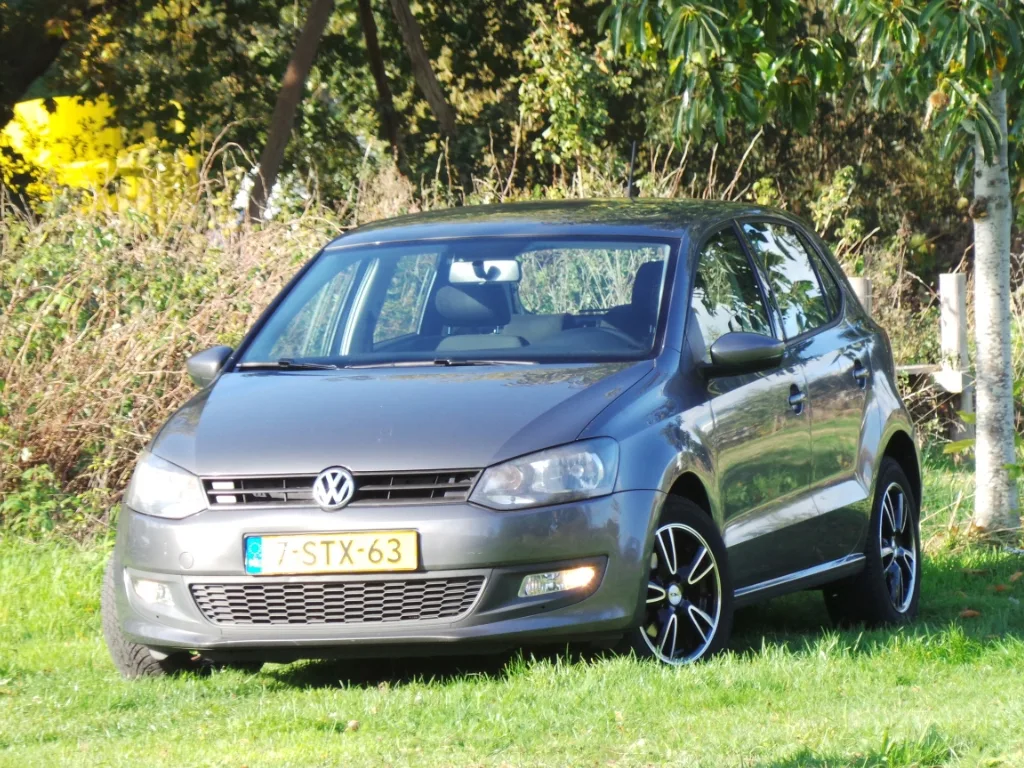 Volkswagen Polo (2013) — foto 1