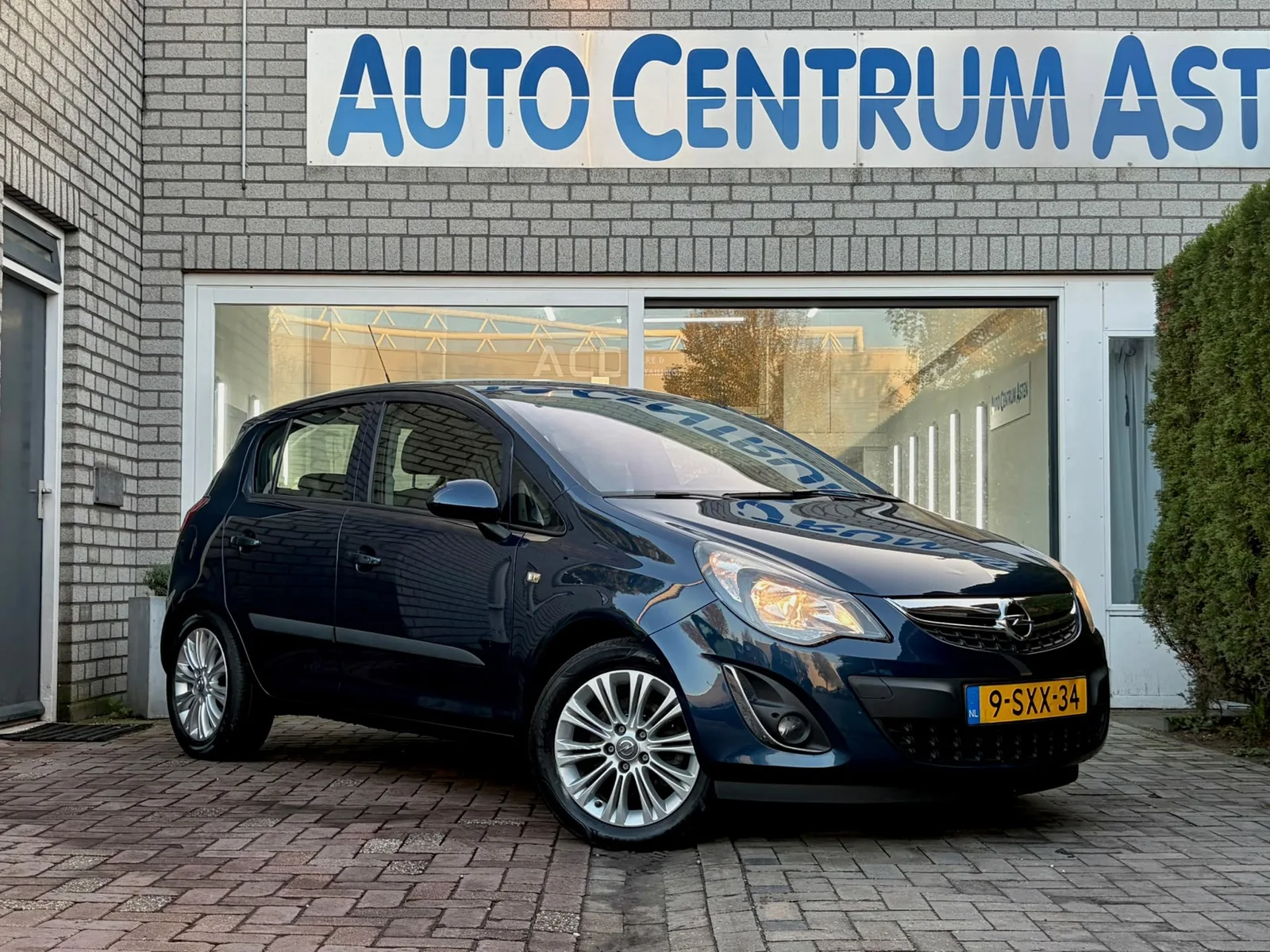 Opel Corsa (2013) — foto 1