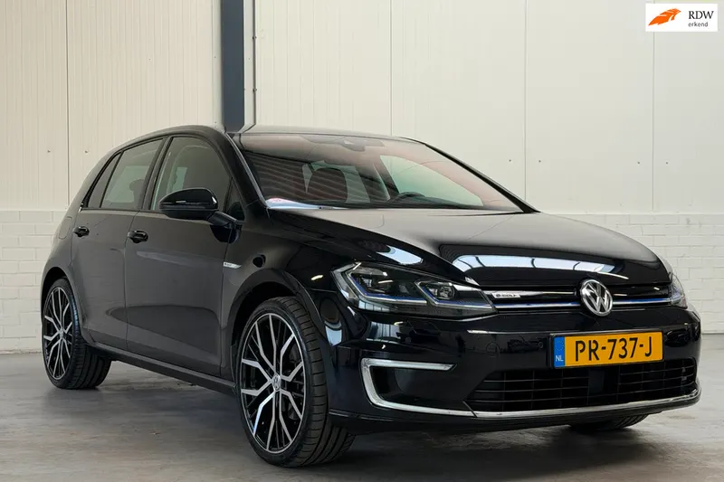 Volkswagen e-Golf (2017)