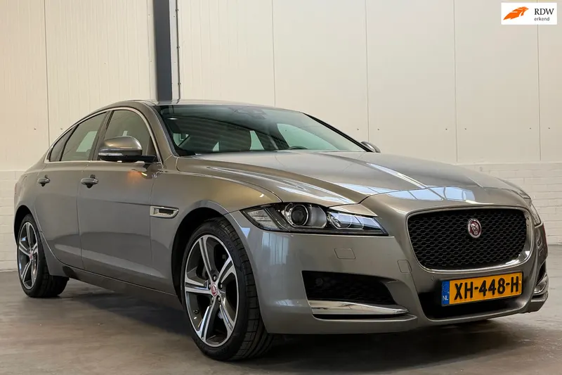 Jaguar XF (2019)