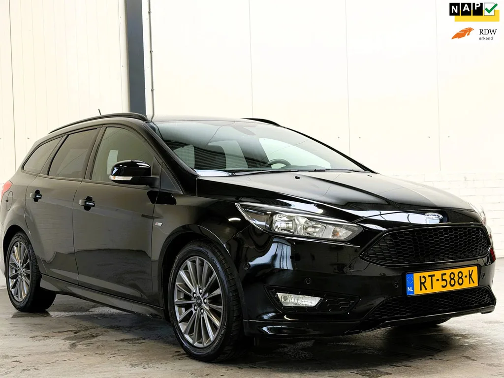 Ford Focus (2018) — foto 1