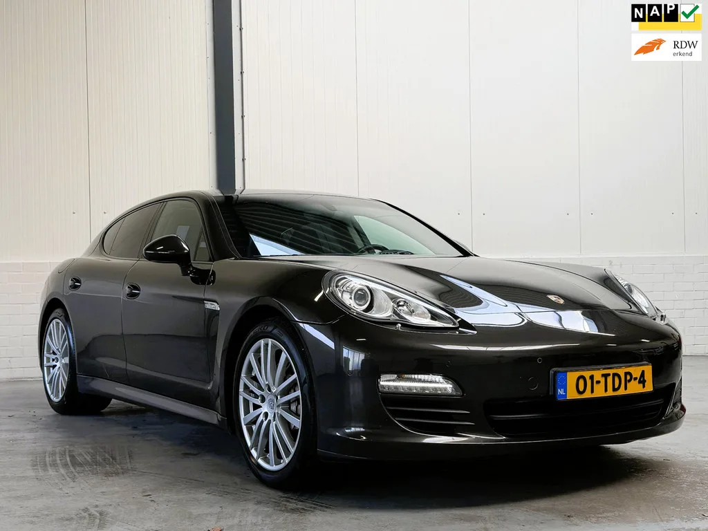 Porsche Panamera (2012) — foto 1