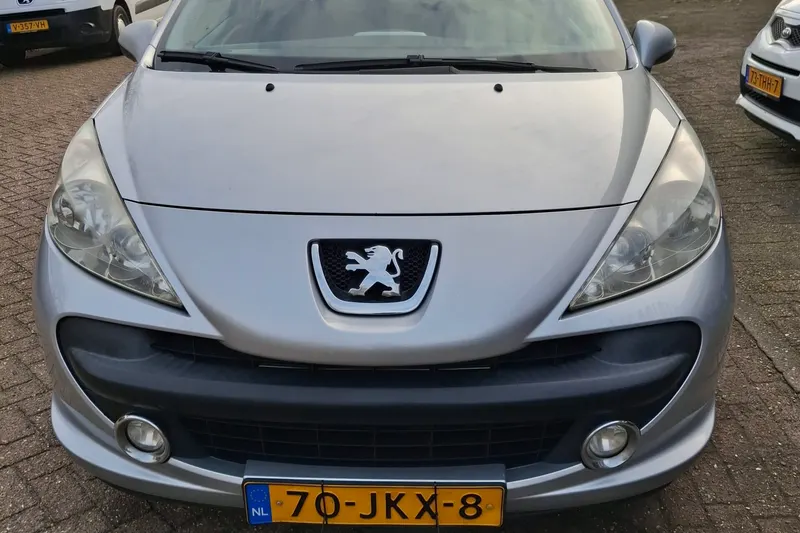 Peugeot 207 (2009)