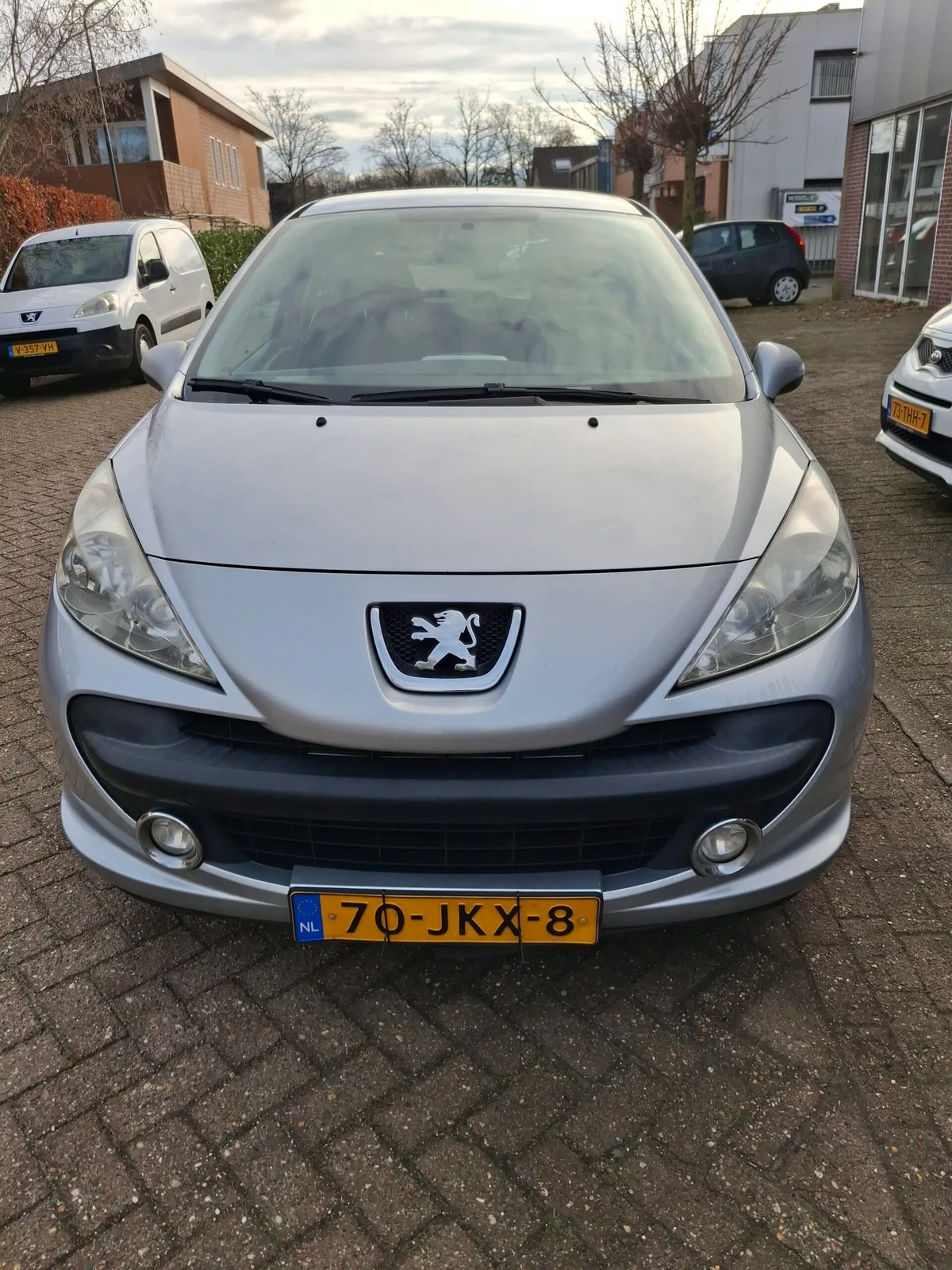 Peugeot 207 (2009) — foto 1