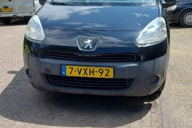 Peugeot Partner (2012)