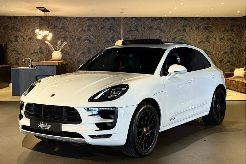 Porsche Macan (2017)