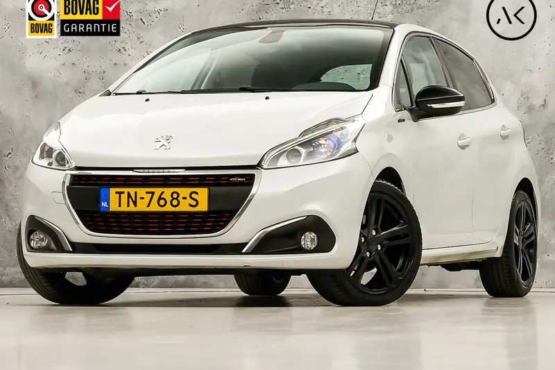 Peugeot 208 (2015)