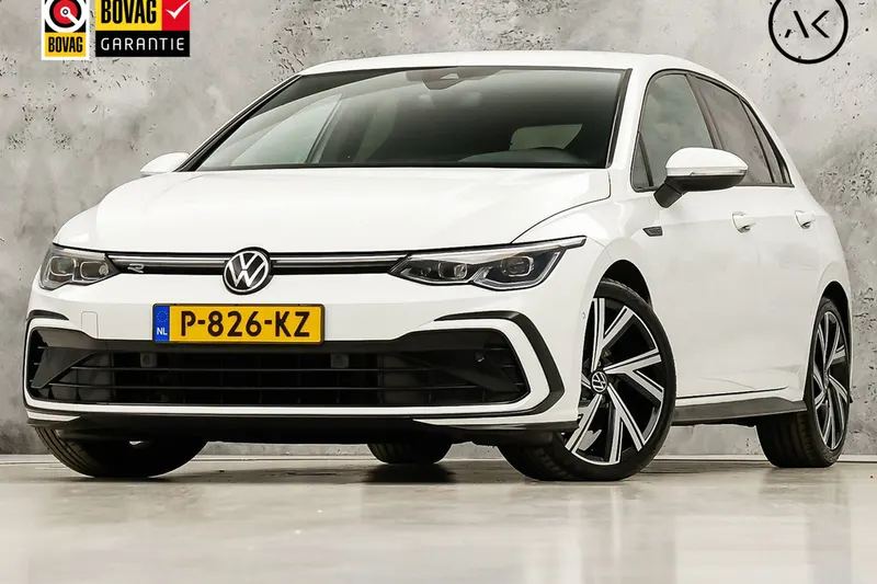 Volkswagen Golf (2022)