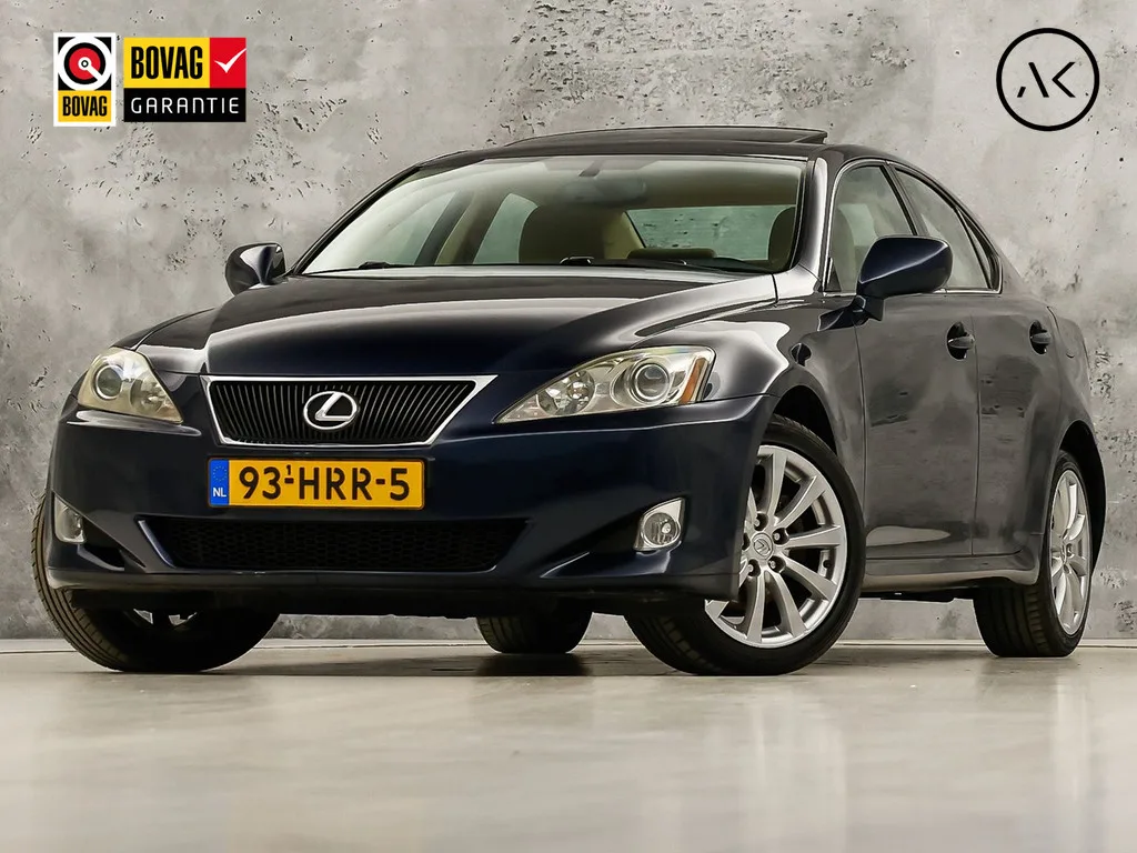 Lexus IS (2006) — foto 1