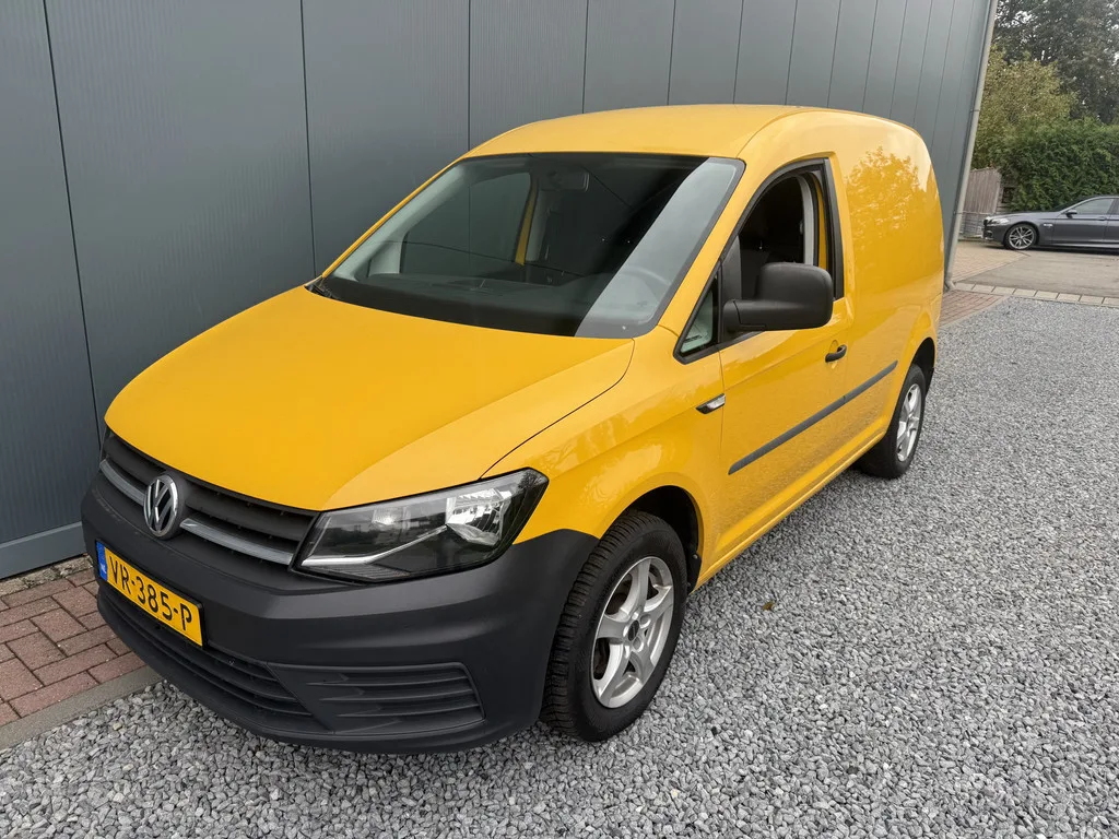 Volkswagen Caddy (2015) — foto 1