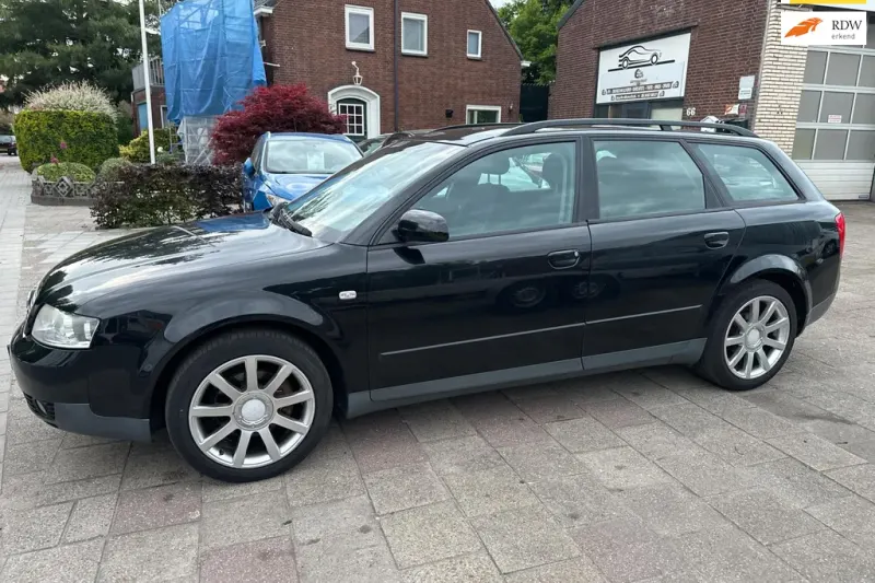 Audi A4 (2003)