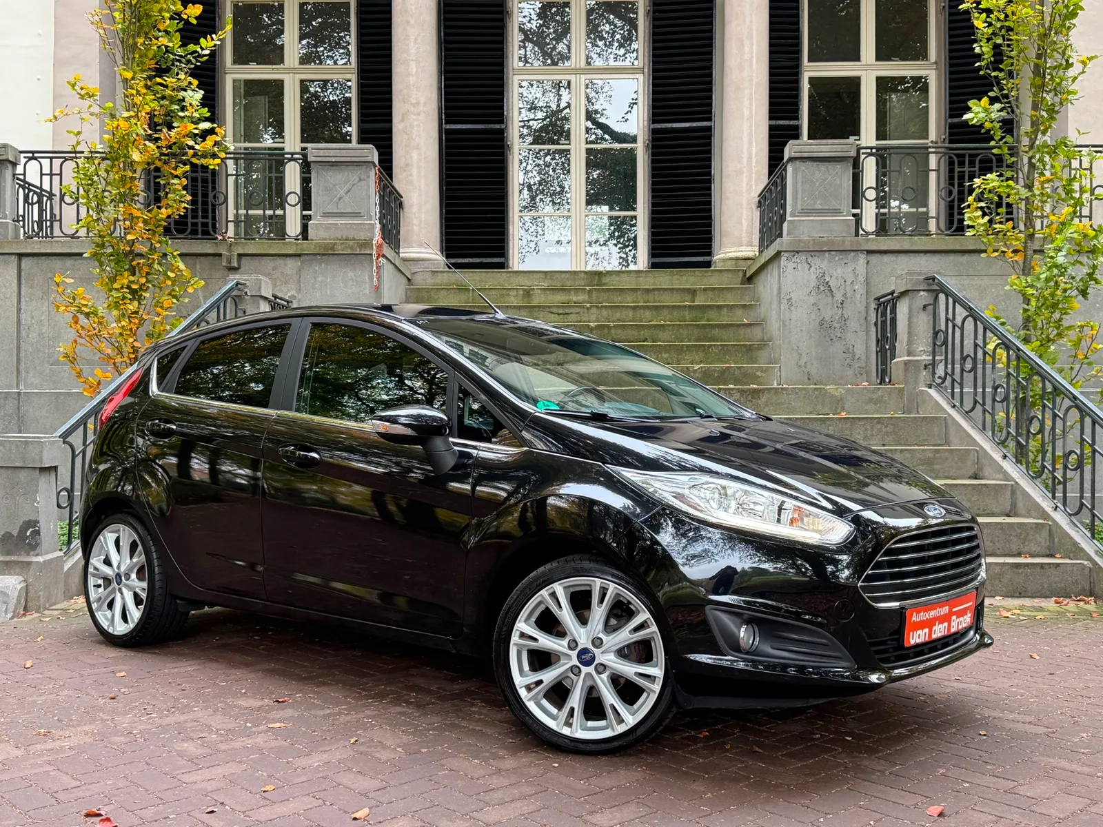 Ford Fiesta (2014) — foto 1