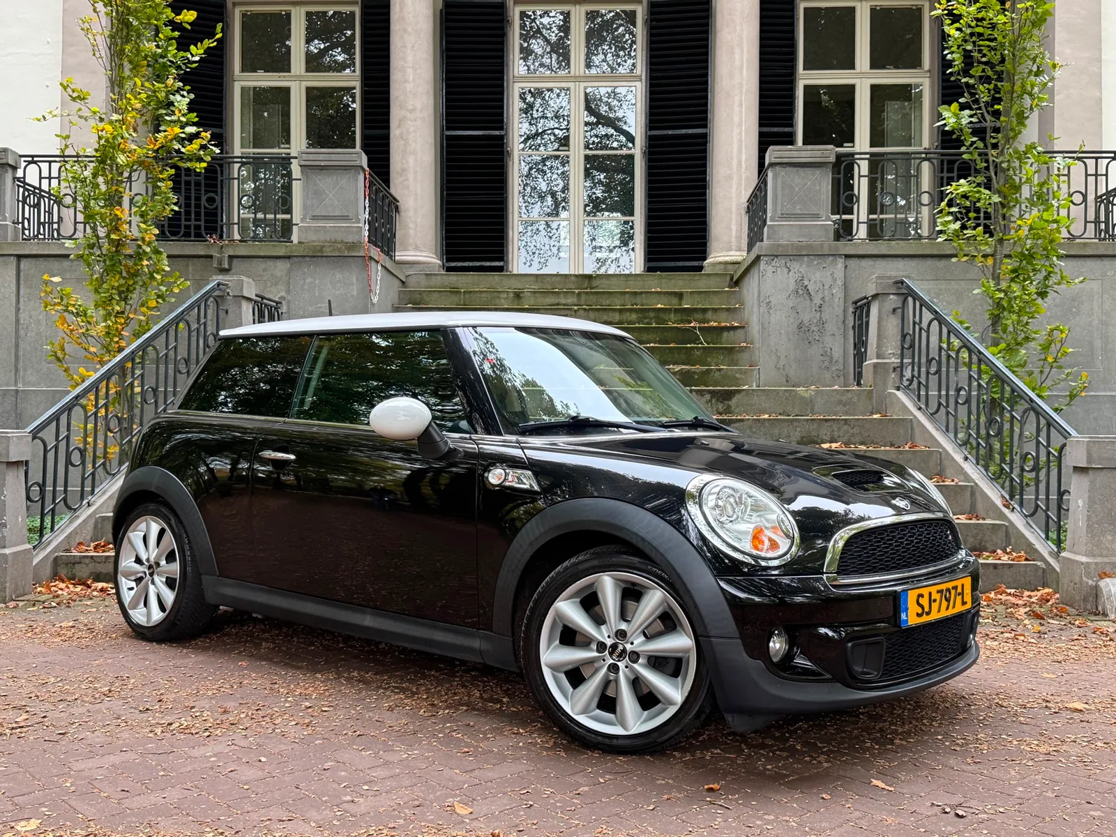 MINI Cooper S (2010) — foto 1