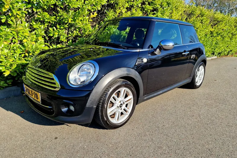 MINI Cooper (2013)