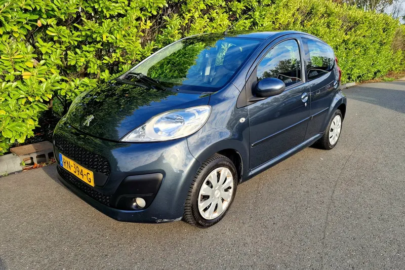 Peugeot 107 (2012)