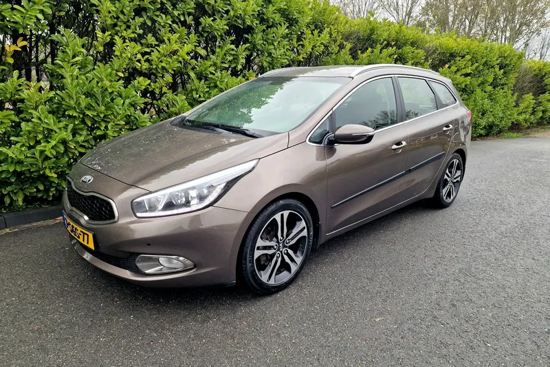 Kia Ceed (2013)
