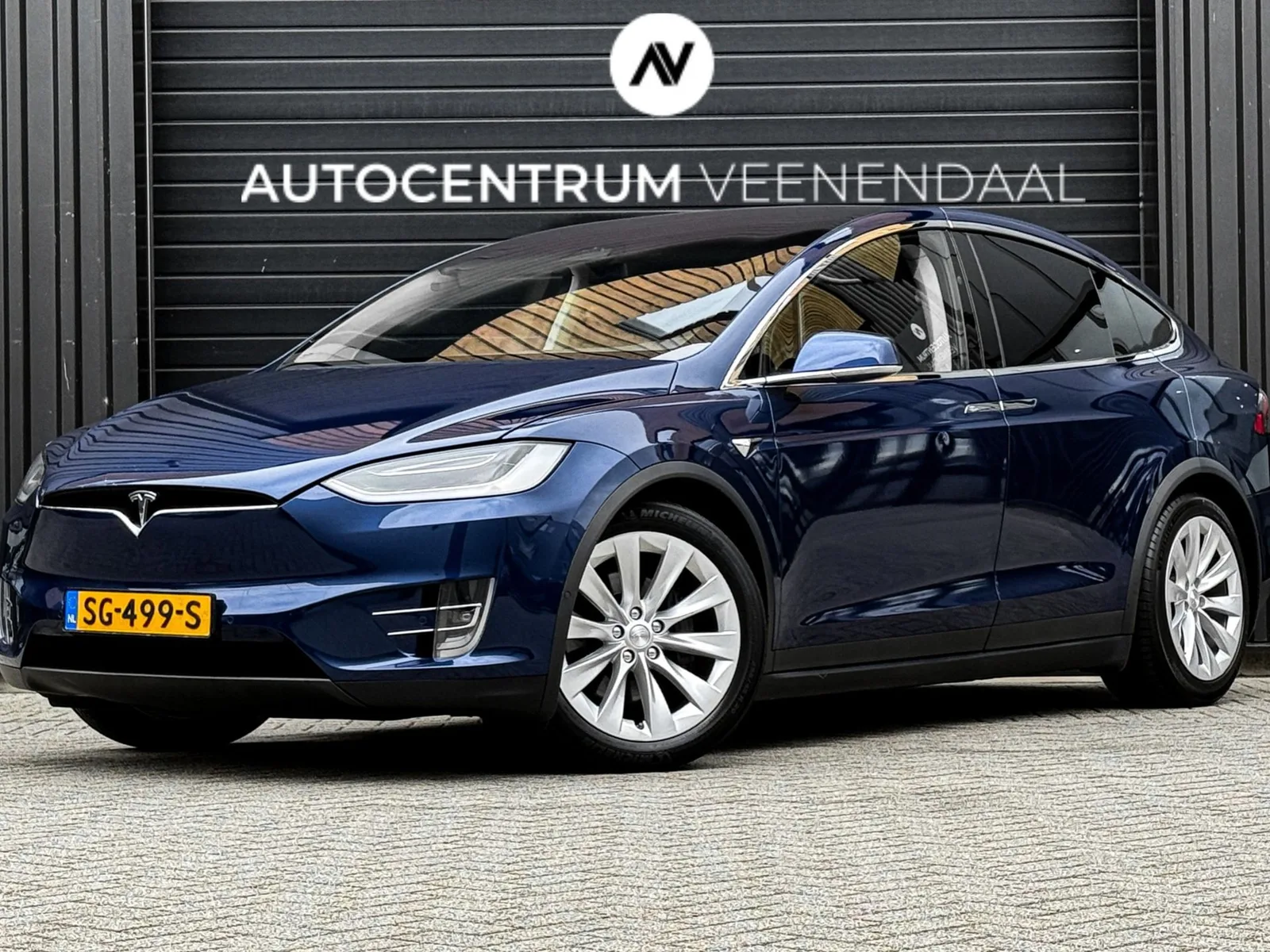 Tesla Model X (2018) — foto 1
