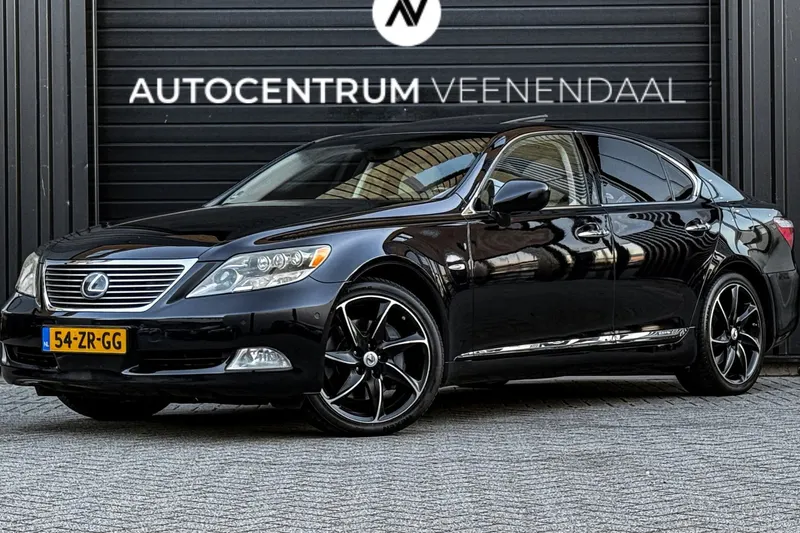 Lexus LS (2008)