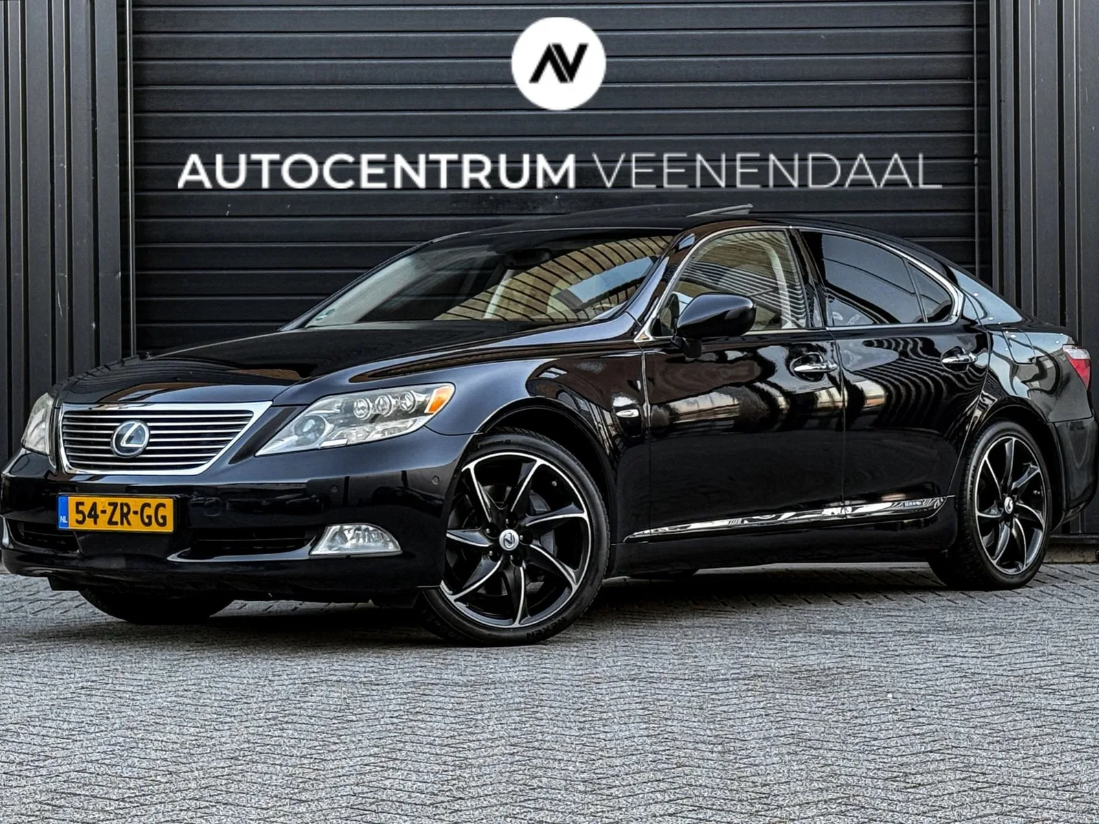 Lexus LS (2008) — foto 1