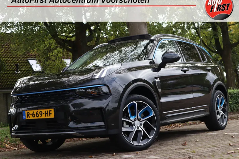 Lynk & Co 01 (2022)