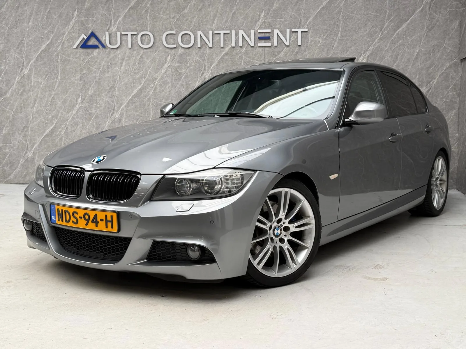BMW 3-Serie (2011) — foto 1