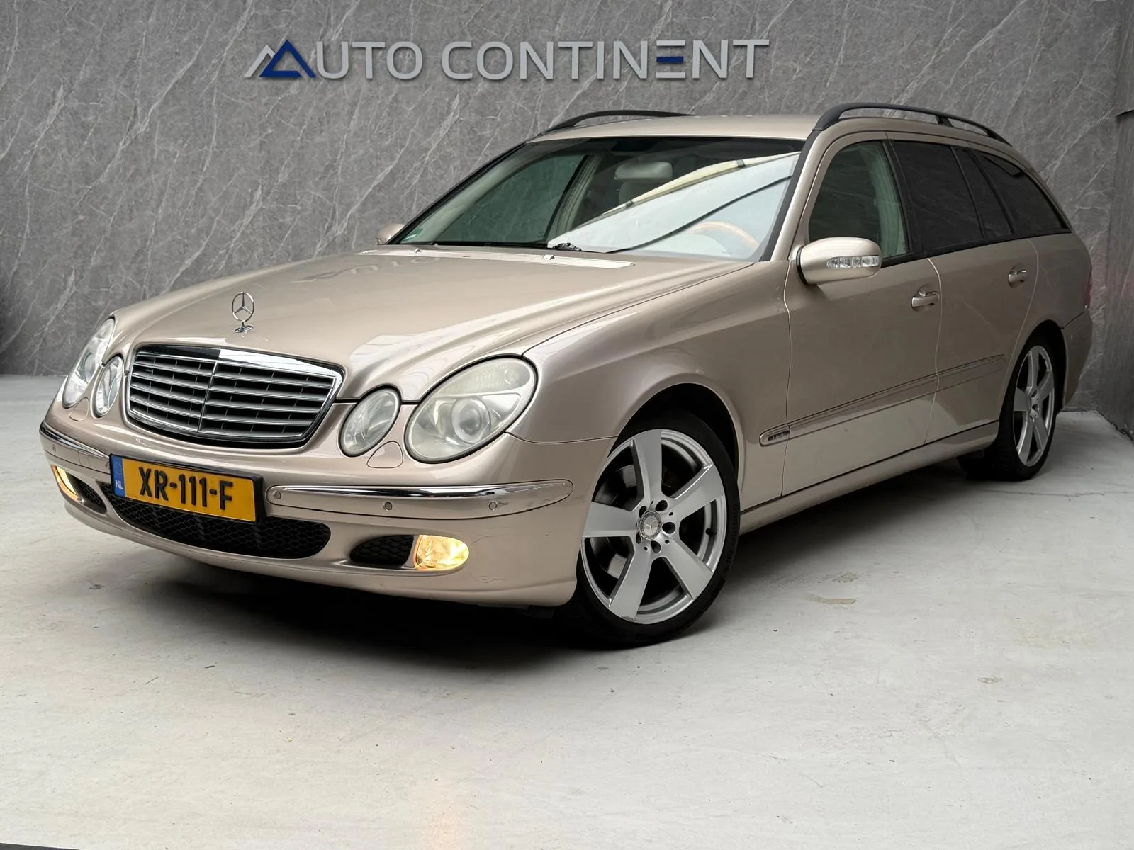 Mercedes-Benz E-Klasse (2004) — foto 1