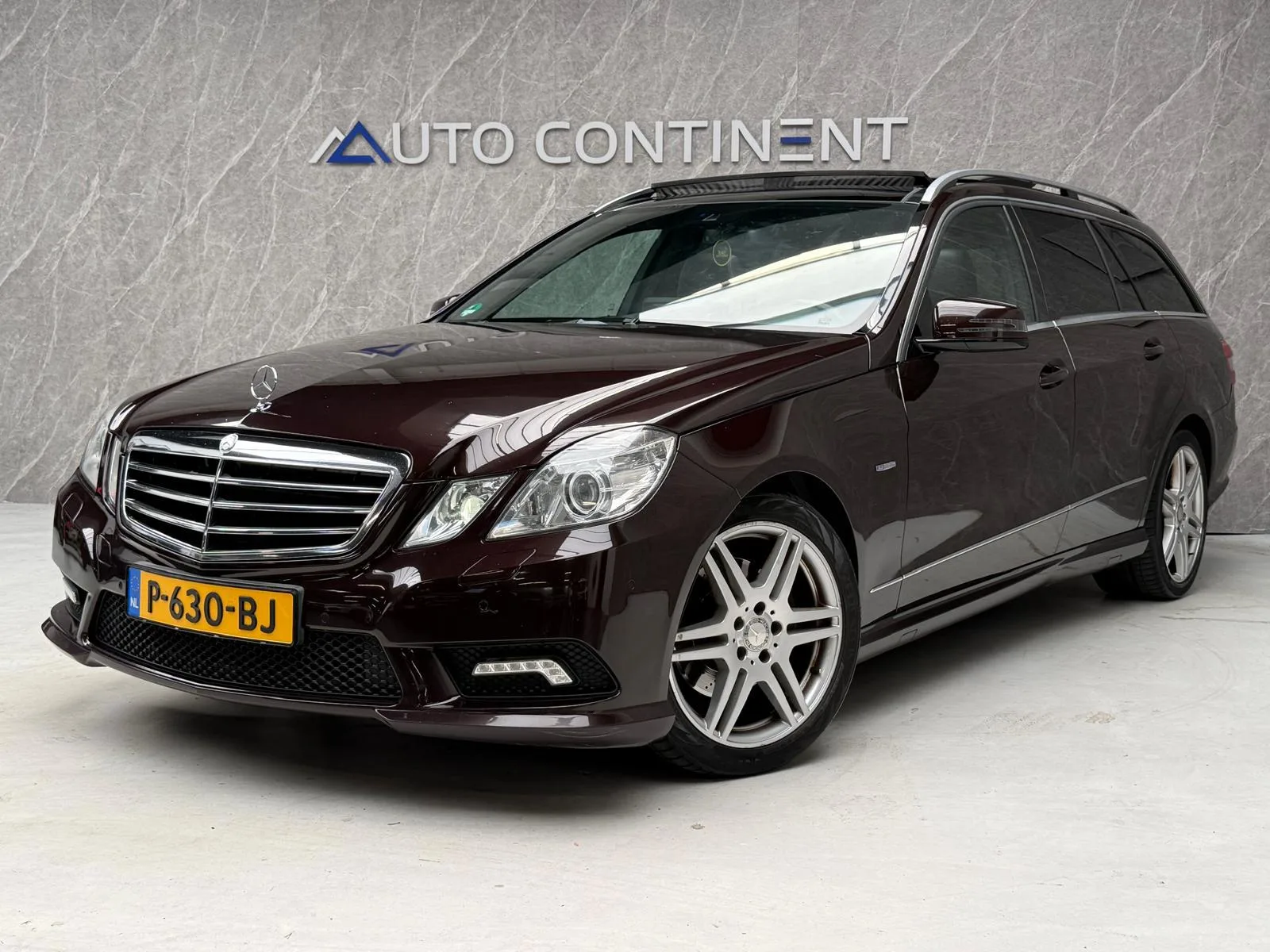 Mercedes-Benz E-Klasse (2010) — foto 1