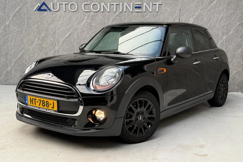 MINI One (2016)