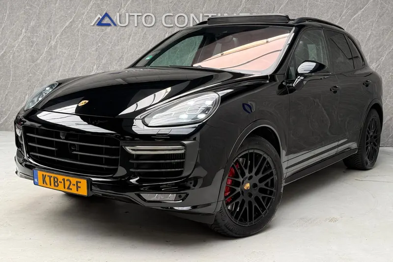 Porsche Cayenne (2015)