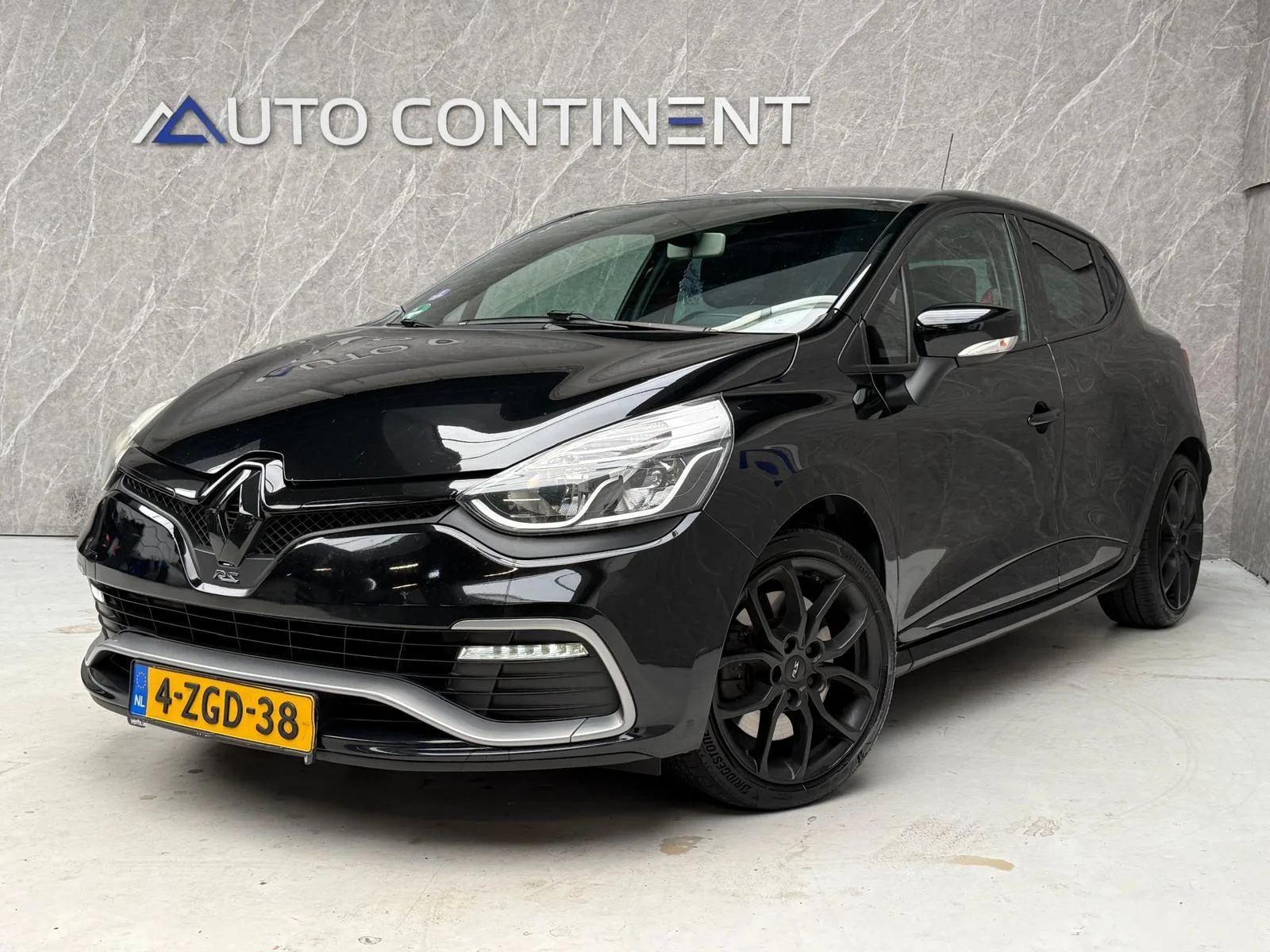 Renault Clio (2015) — foto 1