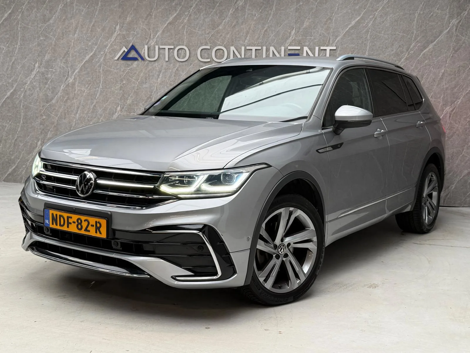 Volkswagen Tiguan All-Space (2021) — foto 1