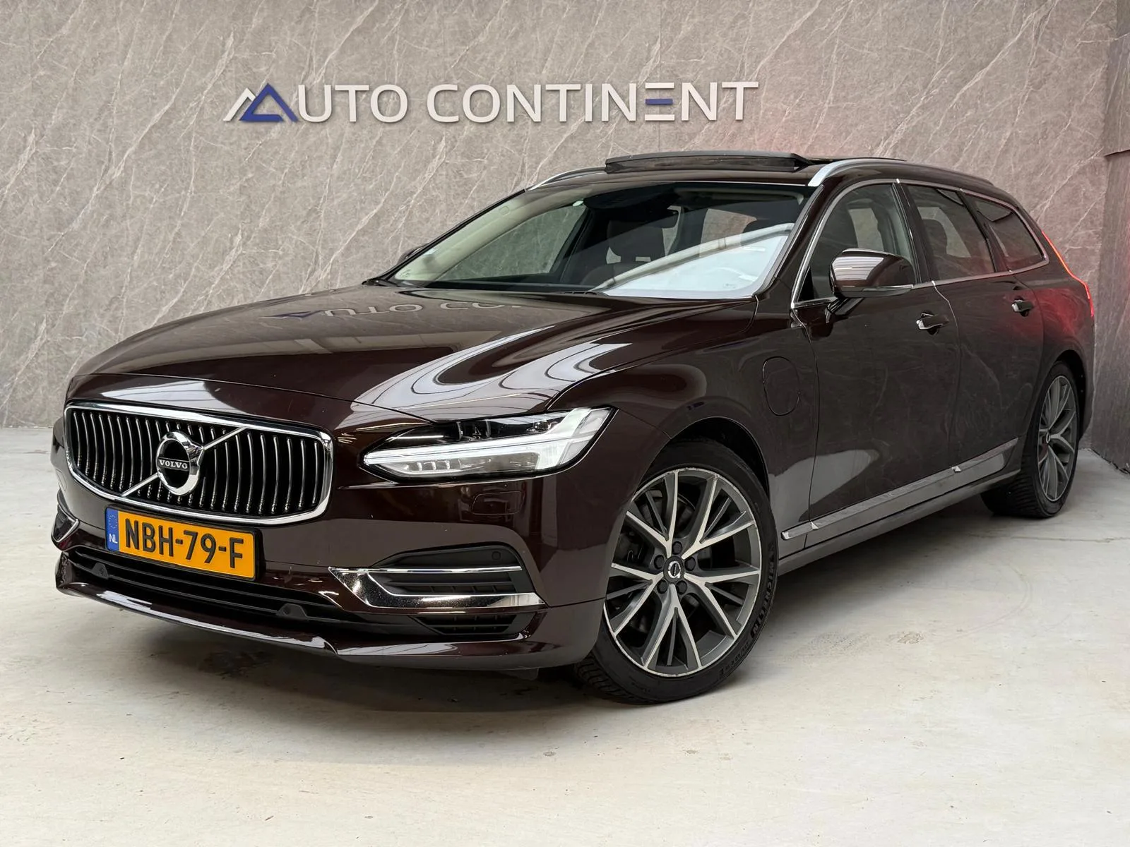 Volvo V90 (2018) — foto 1