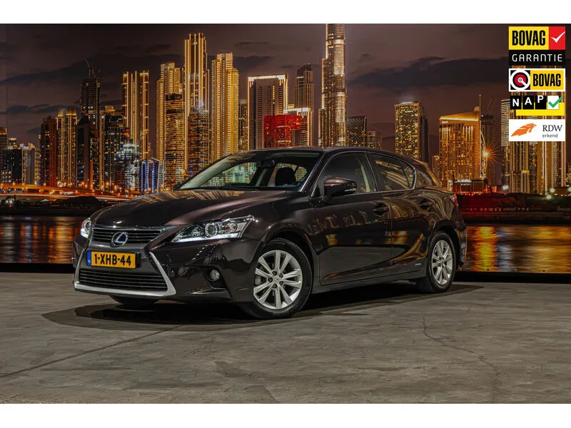 Lexus CT (2014) — foto 1
