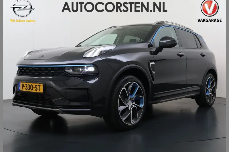 Lynk & Co 01 (2022)