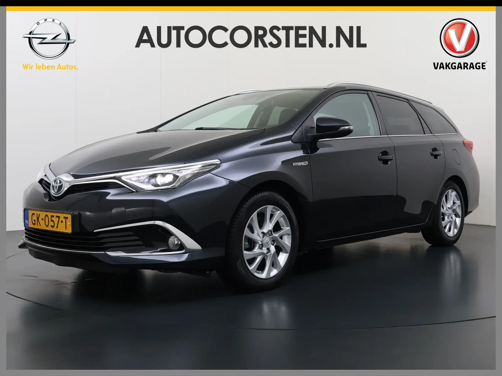 Toyota Auris (2015) — foto 1