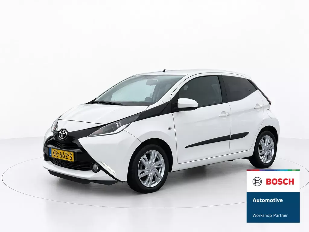 Toyota Aygo (2016) — foto 1