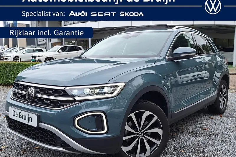 Volkswagen T-Roc (2023)