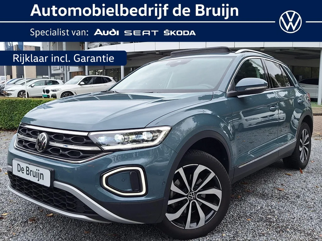 Volkswagen T-Roc (2023) — foto 1