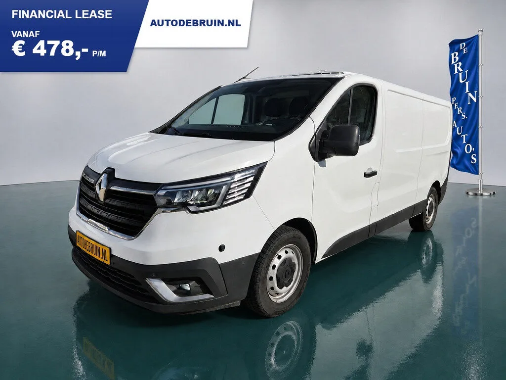 Renault Trafic (2022) — foto 1