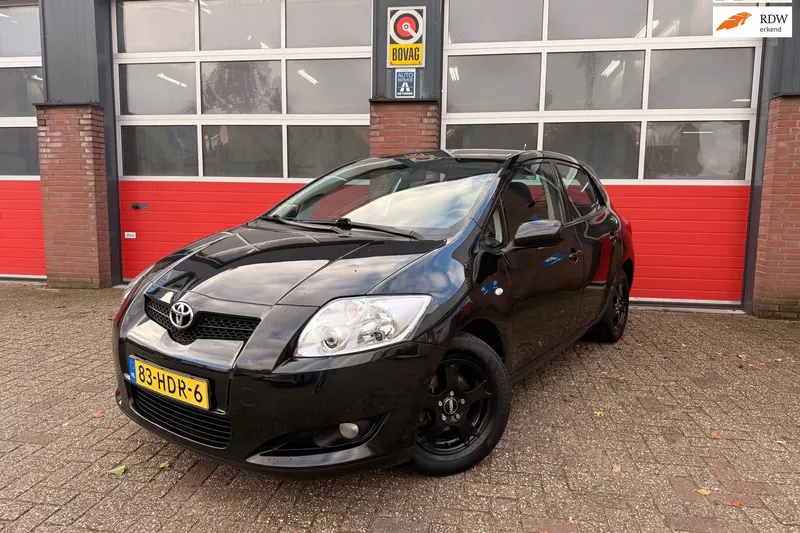 Toyota Auris (2008)