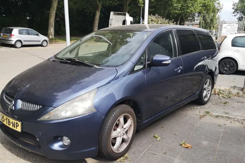 Mitsubishi Grandis (2006)