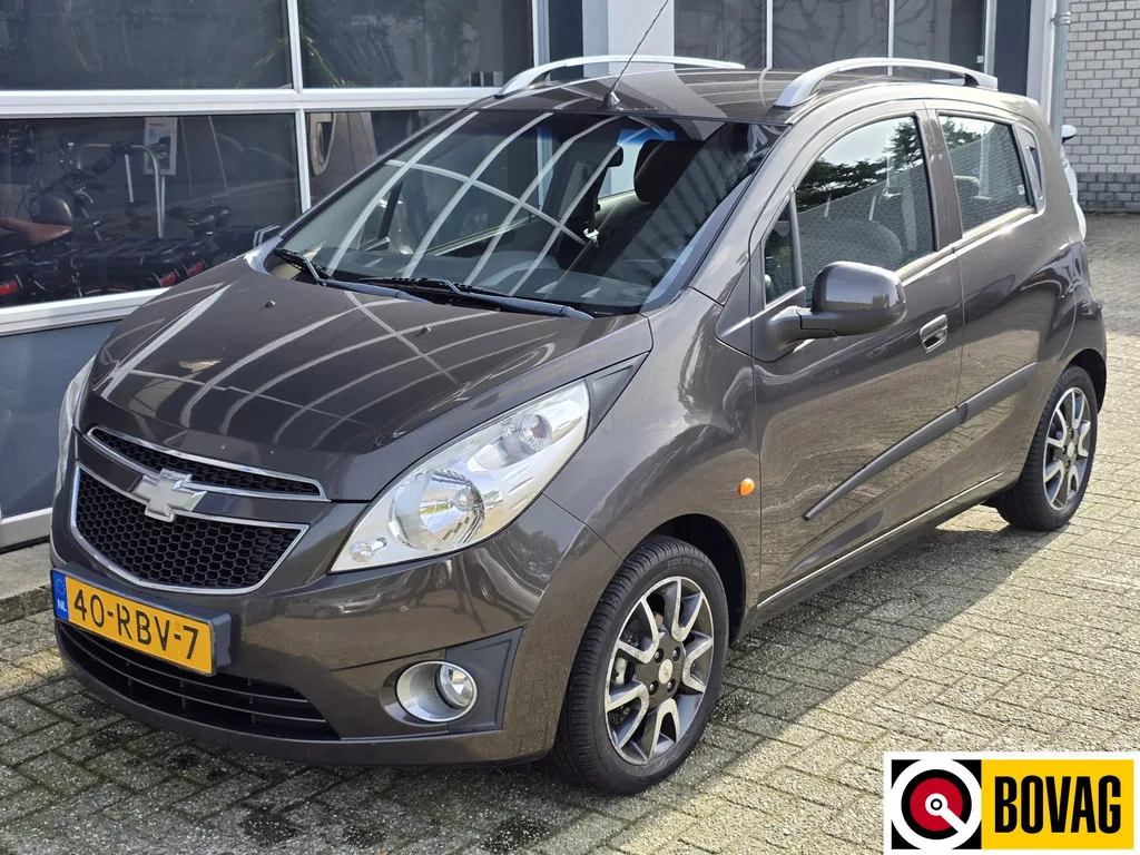 Chevrolet Spark (2011) — foto 1
