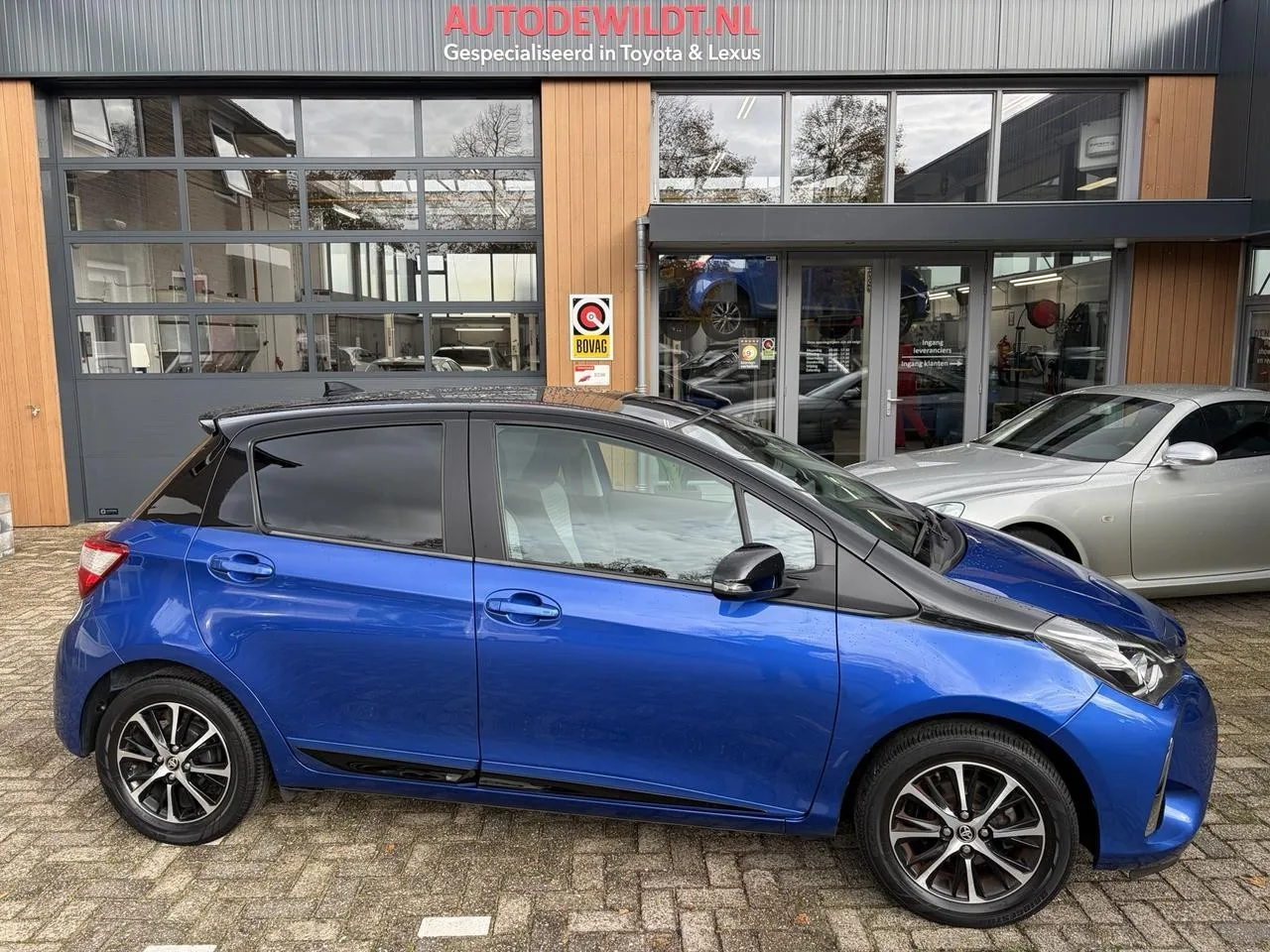 Toyota Yaris (2020) — foto 1