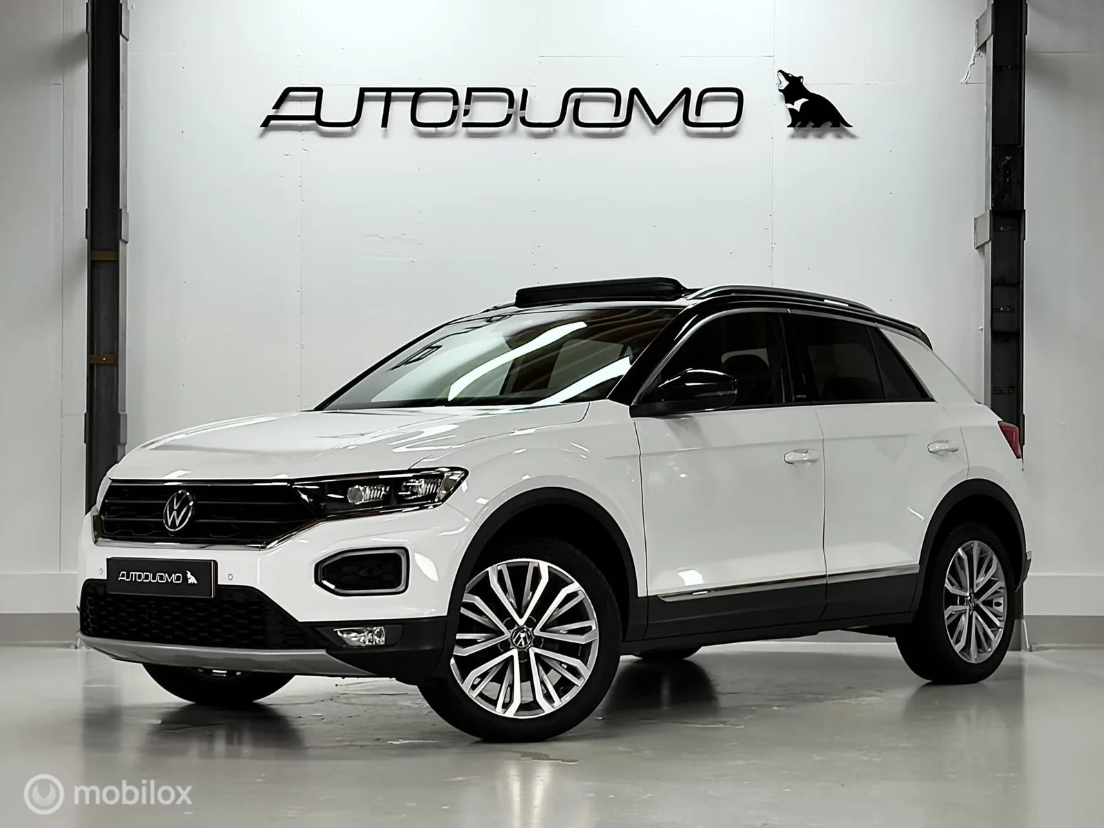 Volkswagen T-Roc (2021) — foto 1