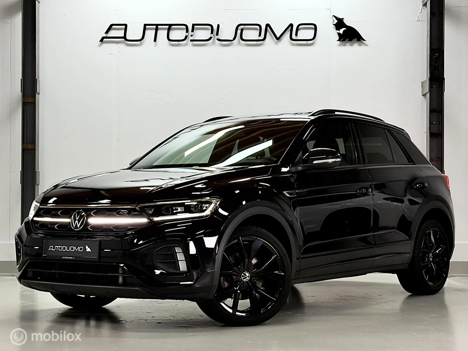 Volkswagen T-Roc (2022) — foto 1