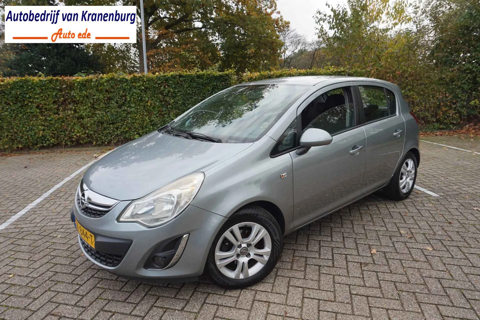 Opel Corsa (2013) — foto 1