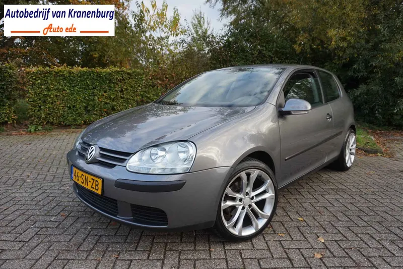 Volkswagen Golf (2006)