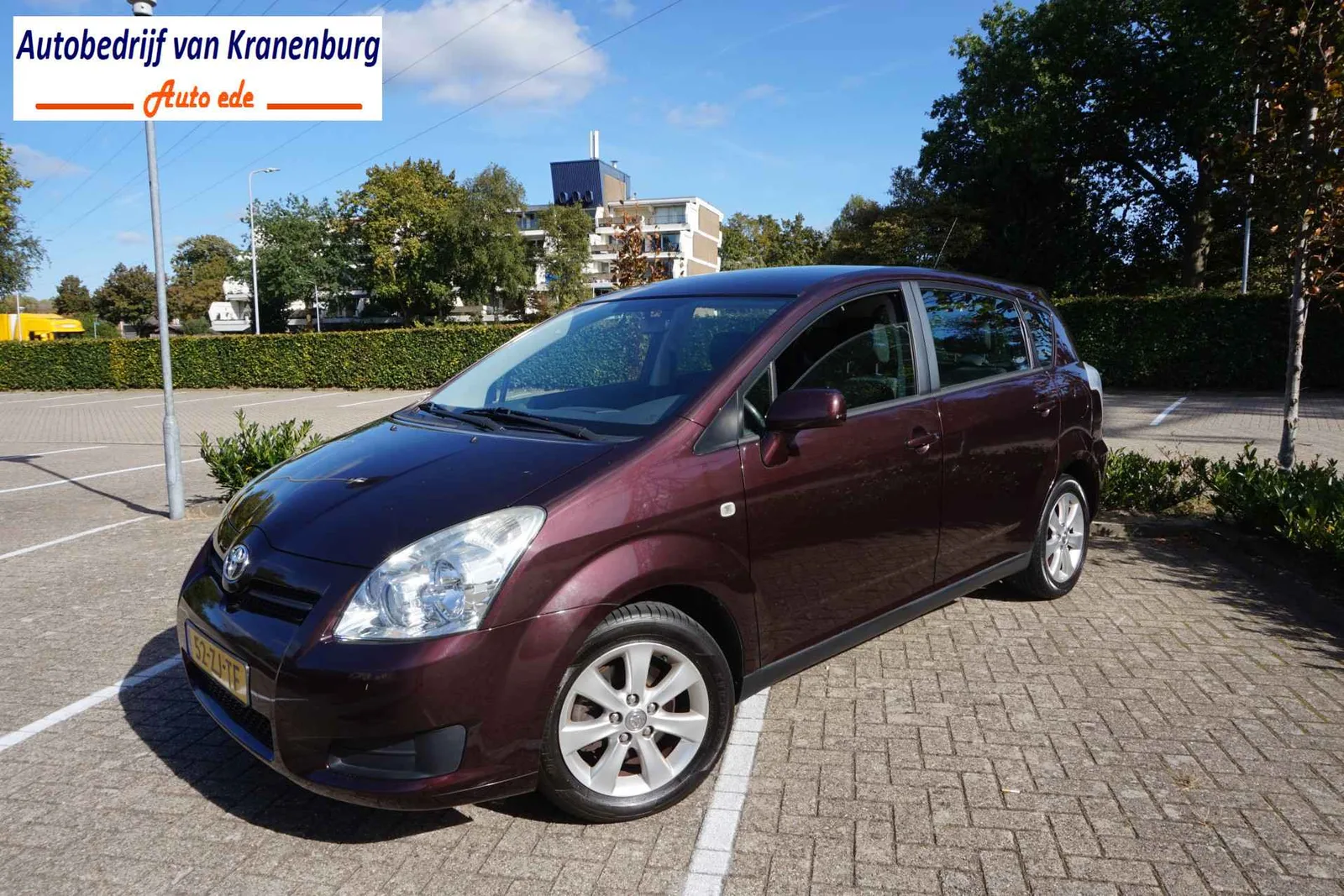 Toyota Verso (2008) — foto 1